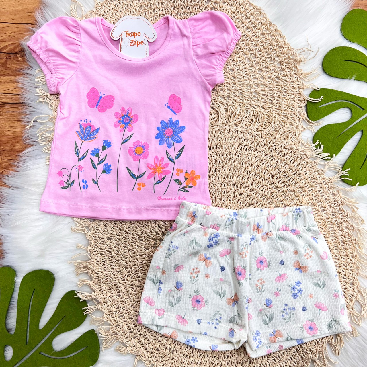 Conj. Blusa Jardim com Borboletas e Short Floral - Rosa